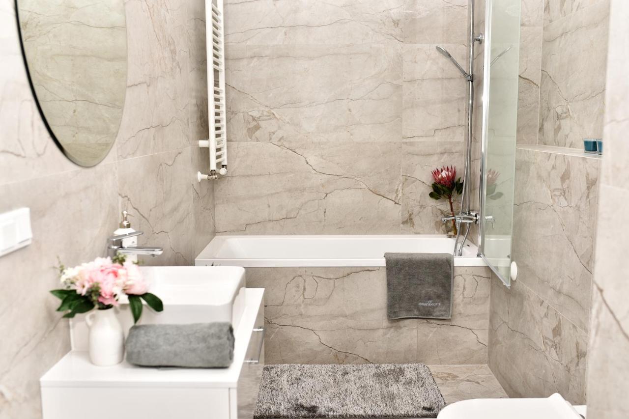 Vip Apartament Number 10 Lublin Dış mekan fotoğraf